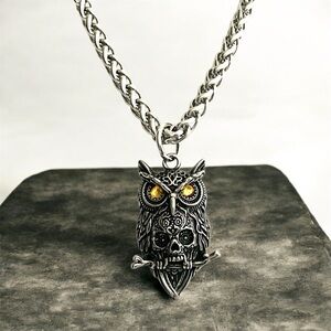 Hypoallergenic 316L Surgical Stainless Steel Owl Skull Pendant Necklace